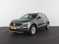 Volkswagen T-Roc - 1.0 TSI Style > 110pk/Kleur Indium Grey/Parkeersensoren/navi/All season banden