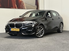 BMW 1-serie - 120 M SPORT DESIGN EDITION AUTOMAAT PANORAMADAK NAVIGATIE CRUISE CONTROL STOEL EN STUURVER