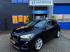 BMW X1 - SDrive20i Executive 192PK|Origineel NL|Navi|AUT|Sportstoelen Leder|PANO|Cruise Control|Ful