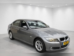 BMW 3-serie - 318i Corporate Lease Luxury Line, navigatie, leder, lichtmetaal, apk, nap, airco, pdc, cru