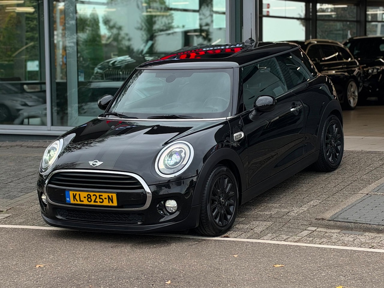 MINI 3-Deurs - 1.5 Cooper Marylebone PANO-DAK NL-AUTO NAP! - AutoWereld.nl