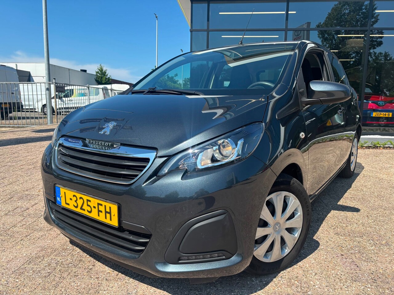 Peugeot 108 - 1.0 e-VTi Active|Carplay|Android auto - AutoWereld.nl