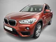 BMW X1 - sDrive18i Executive | Trekhaak met afneembare kogel | Elektrisch te openen en te sluiten a