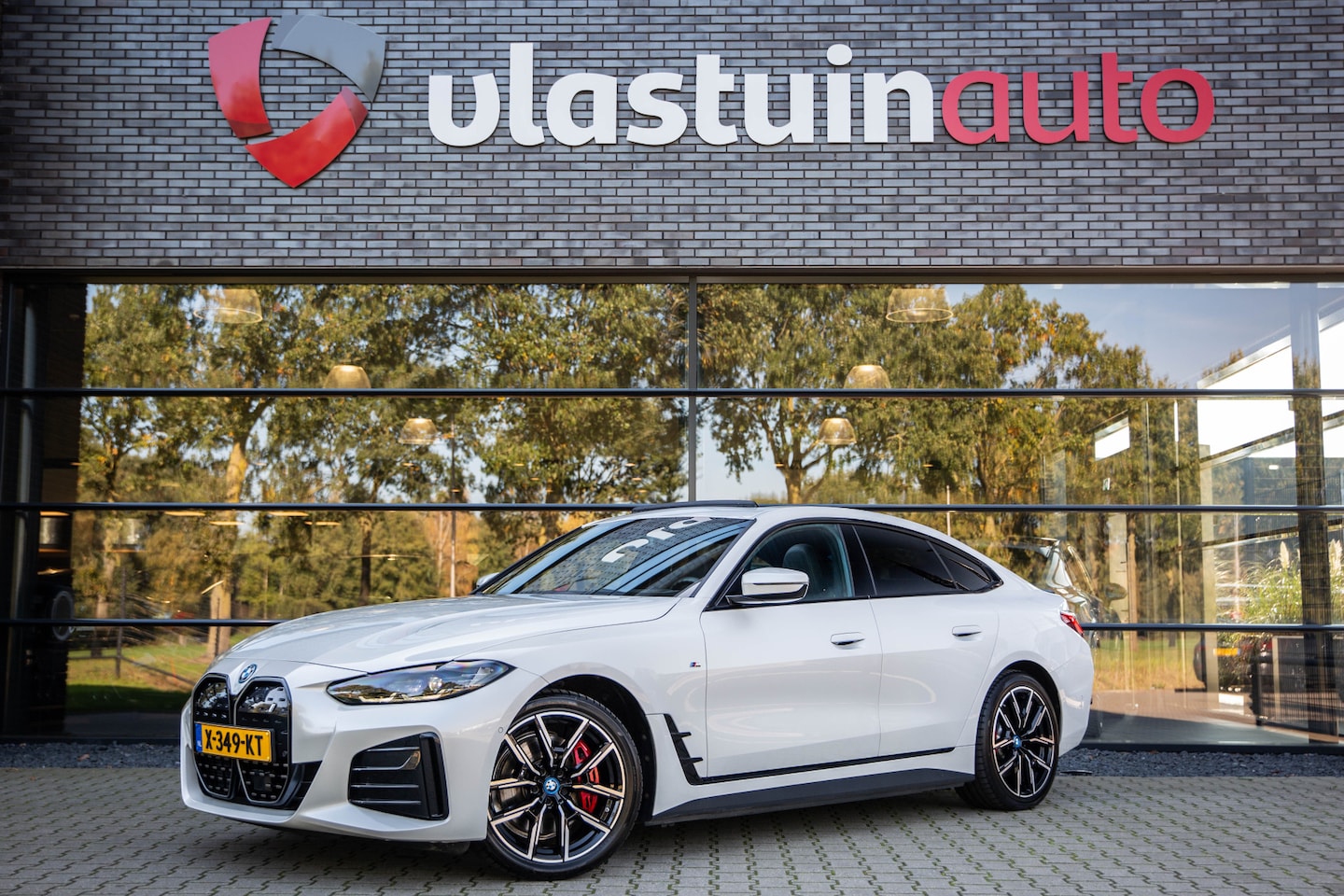BMW i4 - eDrive40 High Executive M-Sport Pro 84 kWh , Adap. cruise, Panormadak, Head-up display, - AutoWereld.nl