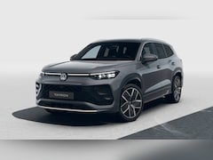 Volkswagen Tayron - R-Line Edition | Trekhaak | 'App-Connect' draadloze smartphone integratie | Automatische a
