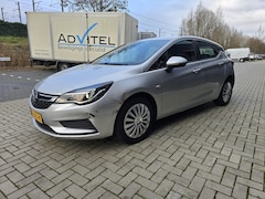 Opel Astra - 1.6 CDTI Business+ / PDC / CAMERA / NAVI . ELEC. PAKKET / EXPORT PRIJS
