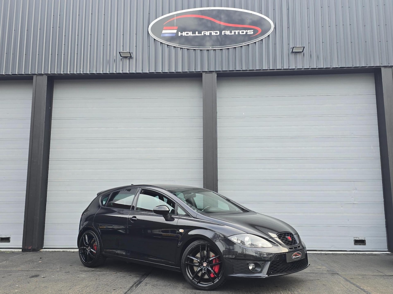 SEAT Leon - 2.0 TFSI Cupra R310 World Cup Ediotio 1 of 200 - AutoWereld.nl