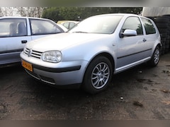 Volkswagen Golf - 1.4-16V Master Edition airco nw apk 22-10-2026 lm velgen 230 dkm