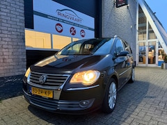 Volkswagen Touran - 1.4 TSI Highline Business Met JAAR APK