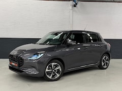 Suzuki Swift - 1.2 Comfort Smart Hybrid / Camera / Navi / Carplay / Stoel-Verwarming