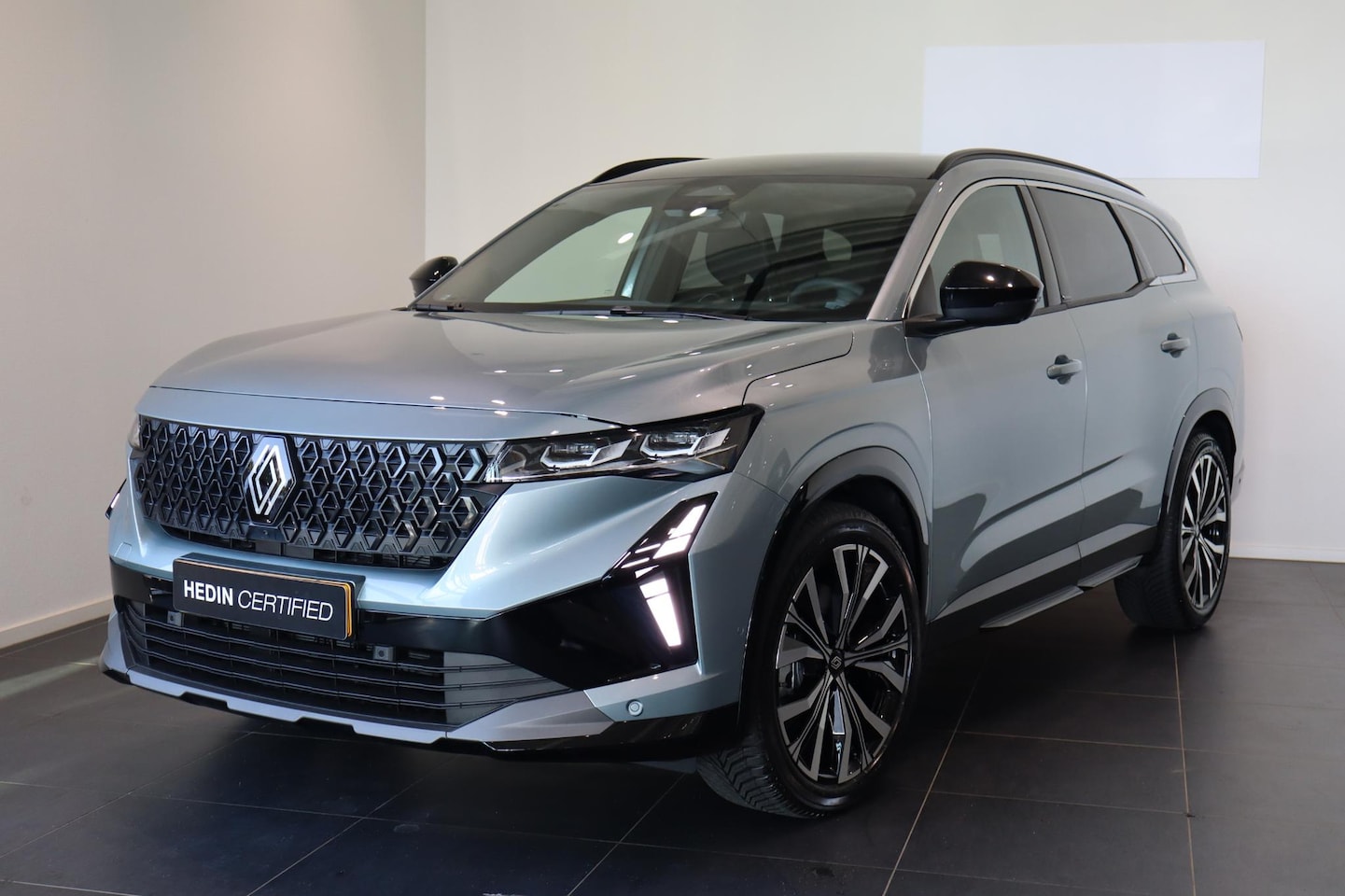 Renault Espace - E-Tech full hybrid 200 iconic 7p. E-Tech full hybrid 200 iconic 7p. - AutoWereld.nl