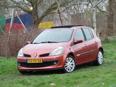 Renault Clio - 1.4-16V Rip Curl ( INRUIL MOGELIJK )