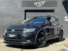 Volkswagen Tiguan - 2.0 TSI 230PK 4M R-Line DSG | Pano | Dynaudio | Standkachel | LED | Trekhaak |