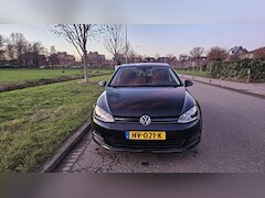 Volkswagen Golf - 1.0 TSI Business Edition Connected