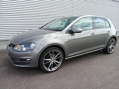 Volkswagen Golf - 1.2 TSI Business Edition CUP EDITION Connected Climatronik PDC zeer mooi
