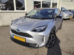 Toyota Yaris Cross - 1.5 Hybrid Executive Trekhaak two tone blindspot