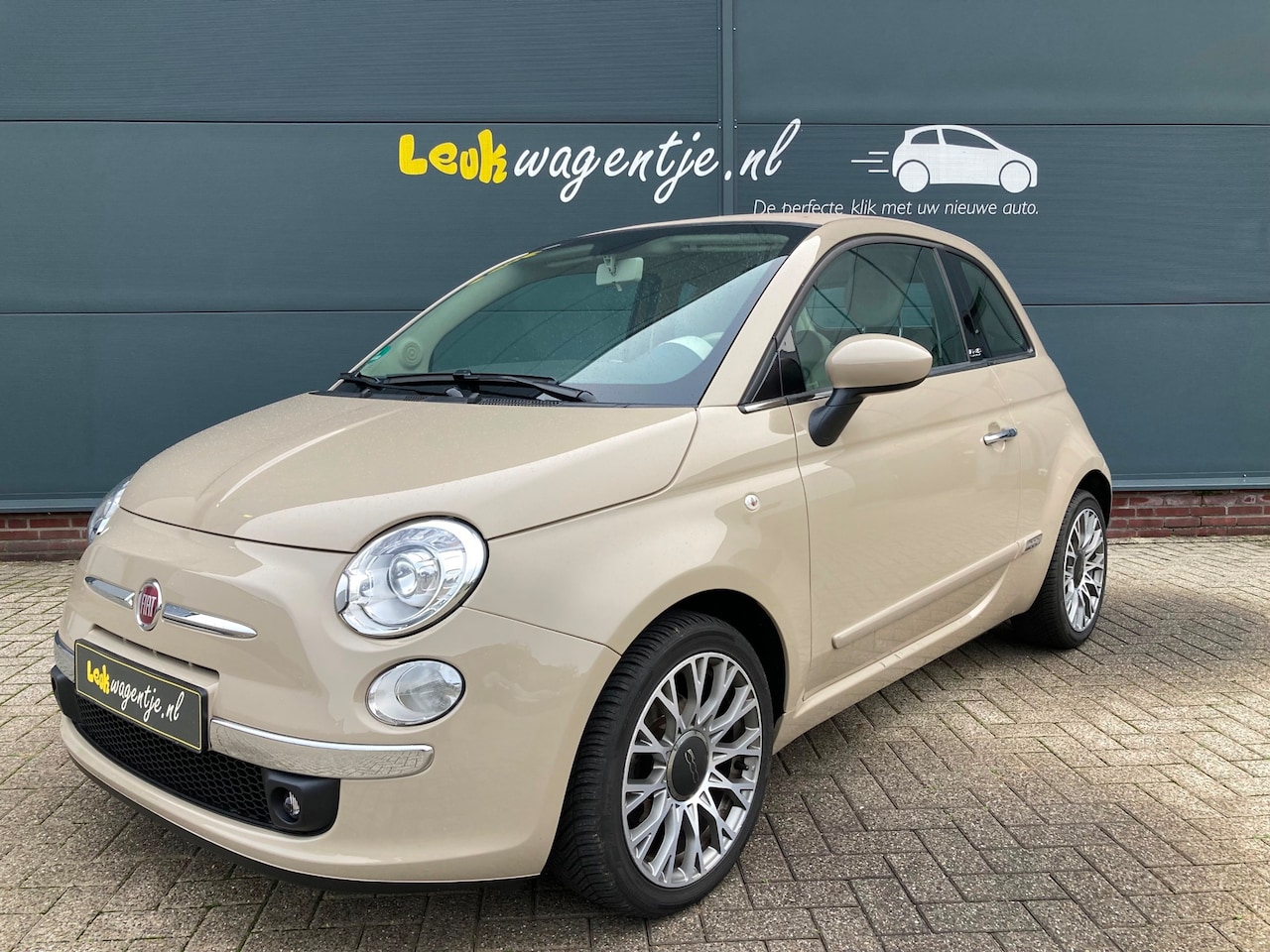 Fiat 500 C - 0.9 TwinAir Rock Cabrio *leder *xenon *cappuccino - AutoWereld.nl