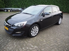 Opel Astra - 1.4 Turbo Berlin
