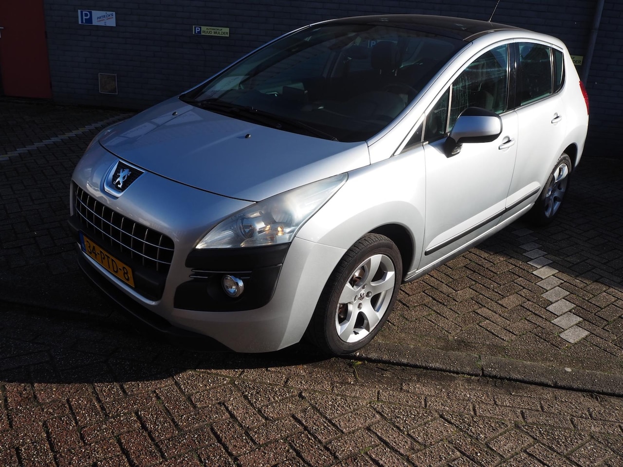 Peugeot 3008 - 1.6 VTi ST nette auto met nieuwe koppeling en apk. - AutoWereld.nl