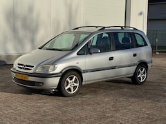 Opel Zafira - 1.8-16V AUTOMAAT 7-PERSOONS