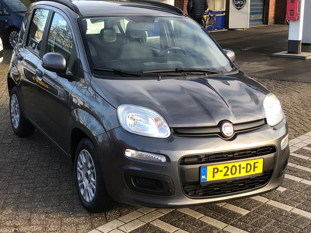 Fiat Panda - 1.2 Popstar / 4 CILINDER /NETTE STAAT / AIRCO/ NW APK - AutoWereld.nl
