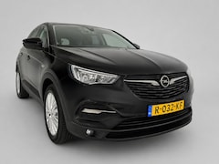 Opel Grandland X - 1.2 Turbo Business Executive - Automaat - Climate - Cruise - Navigatie - Trekhaak