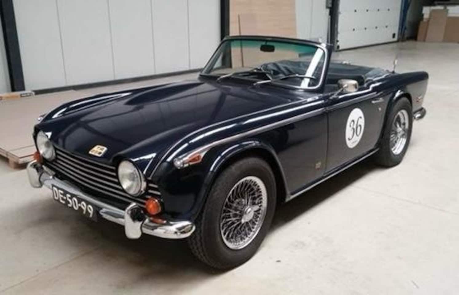 Triumph TR 250 - UNIEK | FULL BODY OFF RESTAURATIE | - AutoWereld.nl