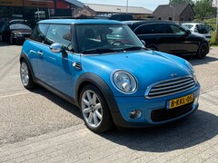 MINI One - 1.6 Holland Street PANO/NAVI/APK 3-6-2027/ZEER NETTE STAAt/DEALERONDERHOUDEN