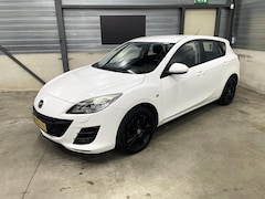 Mazda 3 - 3 1.6 Business Plus 2e eigenaar full option xenon Navi PDC stoelverwarming RVM