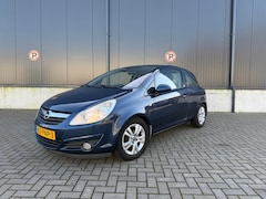 Opel Corsa - 3-drs 1.3 Cdti (95pk) Cosmo nieuwe APK / Climate / Cruise / Trekhaak / Lichtmetaal
