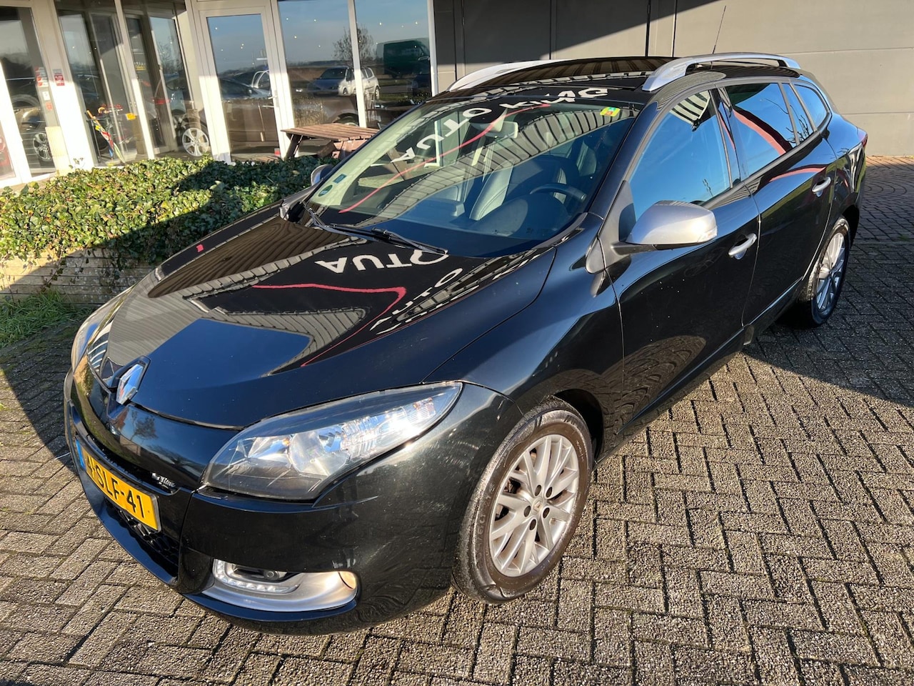 Renault Mégane Estate - 1.5 dCi GT-Line ECC NAV PANO CAM KEYLS - AutoWereld.nl