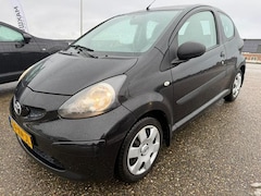 Toyota Aygo - 1.0-12V Stuurbekrachtiging 2e eigenaar APK NAP 112xxx KMS