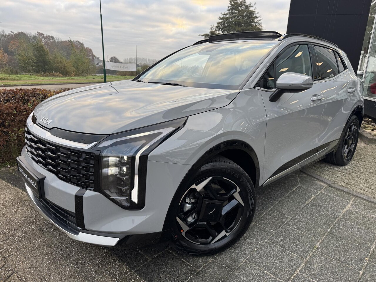 Kia Sportage - 1.6 T-GDi Hybrid DynamicPlusLine 1.6 T-GDi Hybrid DynamicPlusLine , Snel Leverbaar!, Inclusief 3000 Euro Inruilpremie, Comp - AutoWereld.nl