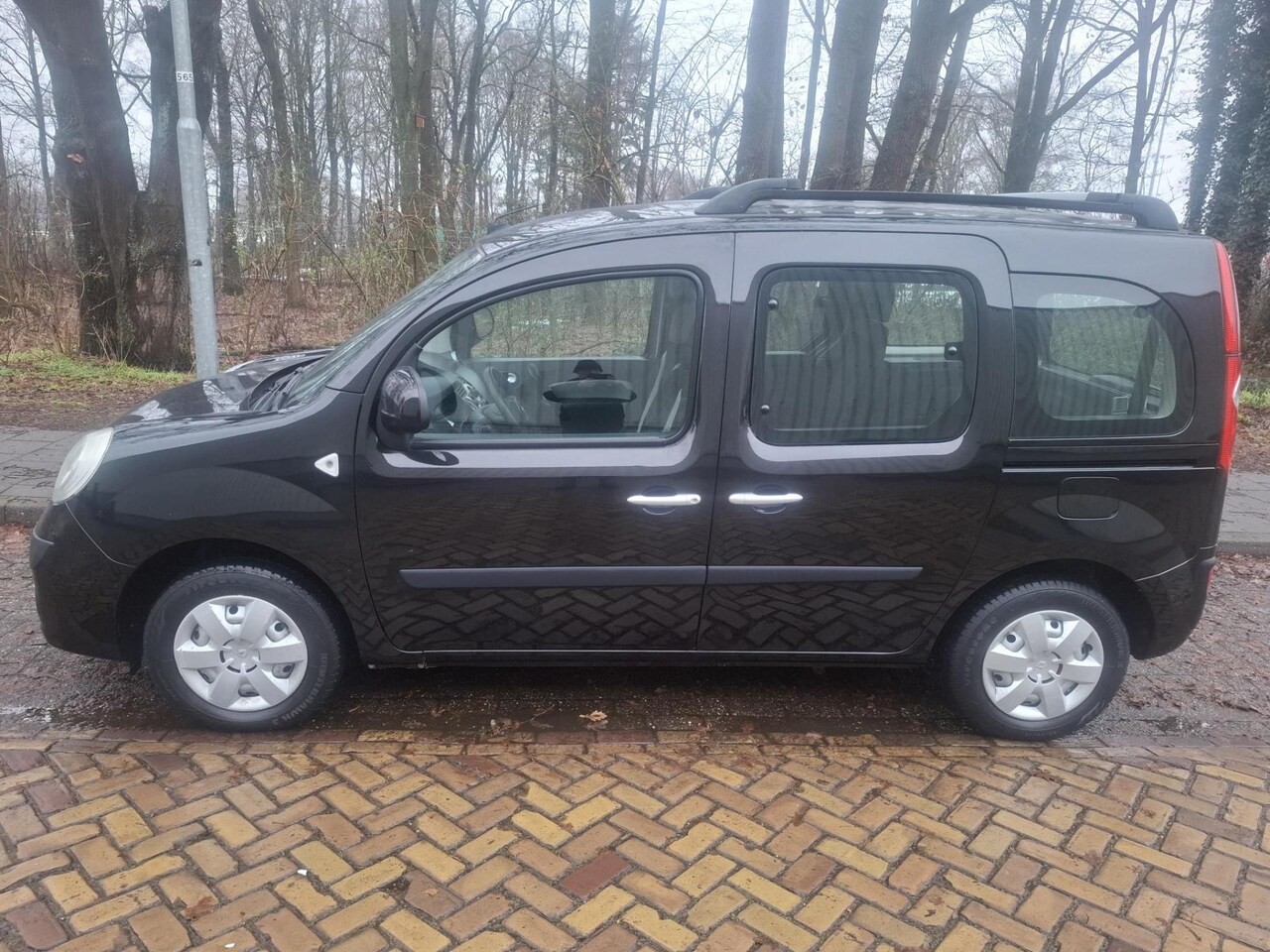 Renault Kangoo Family - 1.6-16V Expression rolstoelauto - AutoWereld.nl