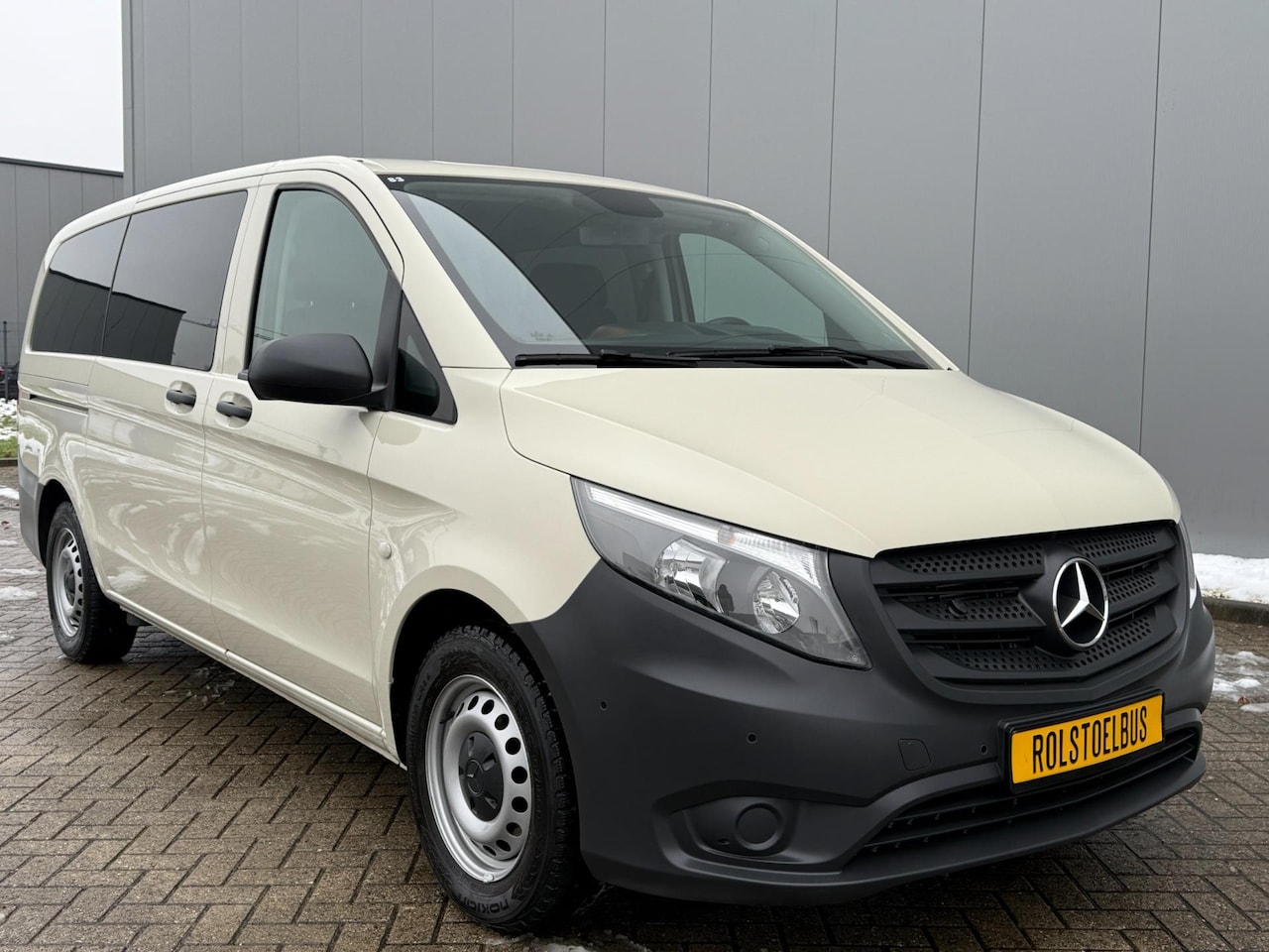 Mercedes-Benz Vito Tourer - ZELFRIJDER Rolstoelbus Handgas - AutoWereld.nl