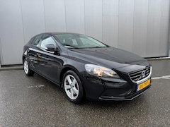 Volvo V40 - 2.0 D2 Momentum automatic