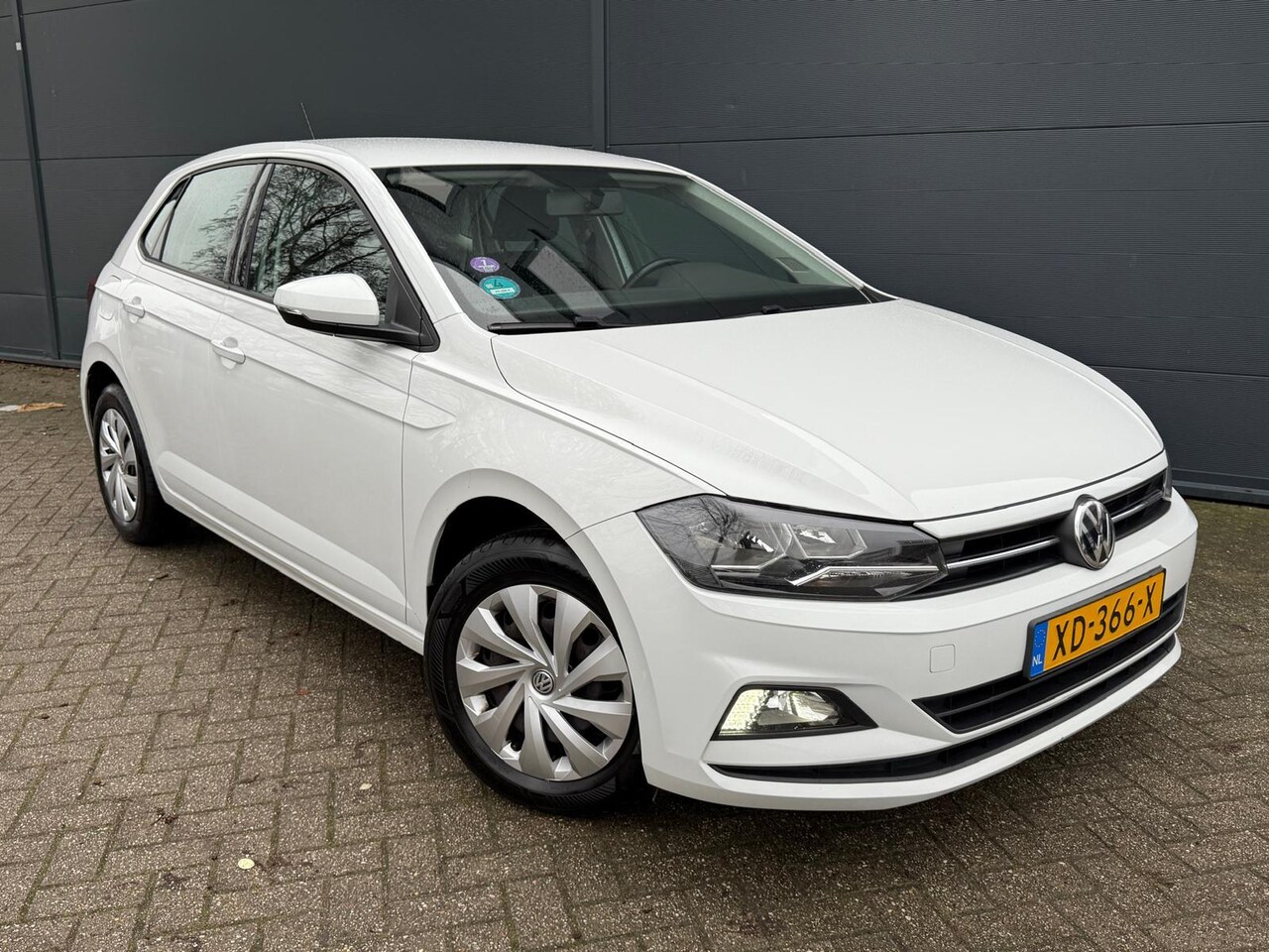 Volkswagen Polo - 1.0 TSI Comfortline/Navi/Carplay/Airco/cruise/parkeersensoren - AutoWereld.nl