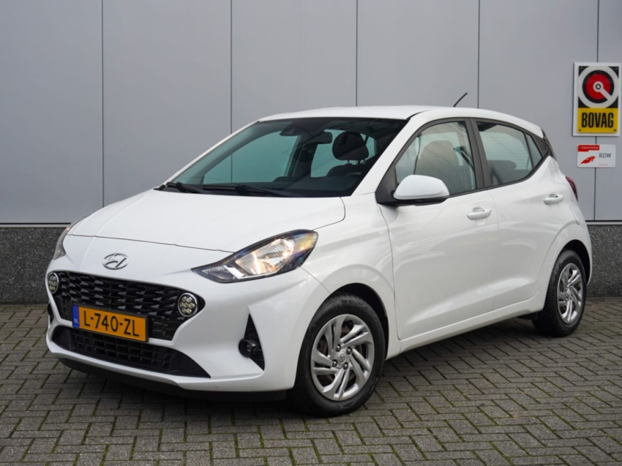 Hyundai i10 - 1.0 Comfort CarPlay | NAP | Cruise | Airco | Bluetooth - AutoWereld.nl