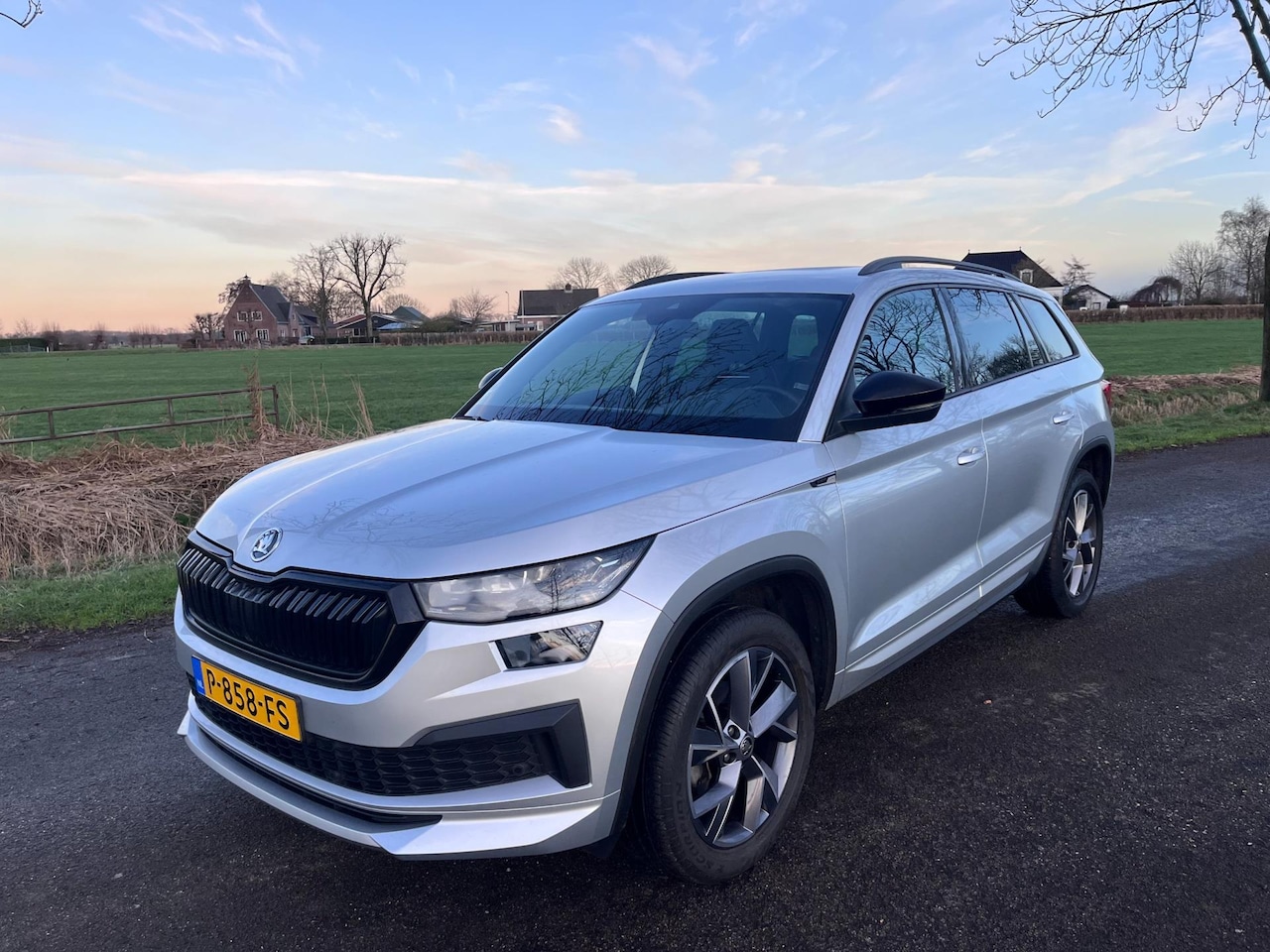 Skoda Kodiaq - 1.5 TSI Sportline Business 1.5 TSI Sportline Business,1e eig, facelift, trekhaak - AutoWereld.nl