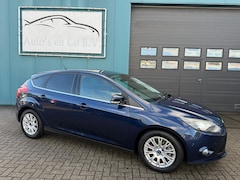 Ford Focus - 1.6 EcoBoost 150 pk Titanium 5-deurs Clima Cruise Navigatie Parkpilot 16"Lm velgen NL Auto
