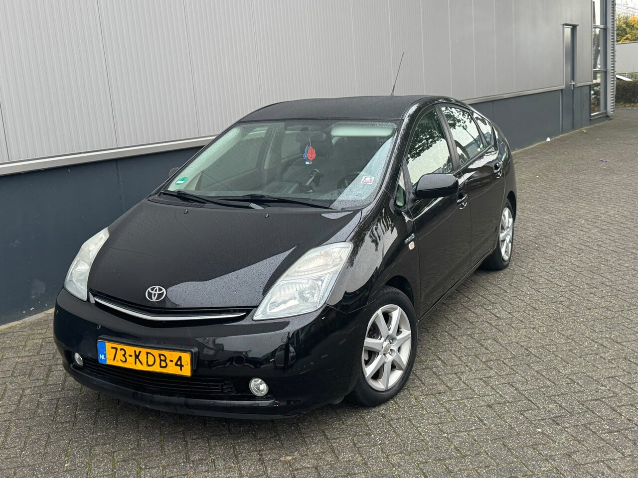 Toyota Prius - 1.5 VVT-i Business Edition airco Nieuwe apk pdc - AutoWereld.nl