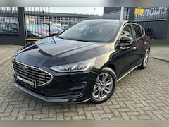 Ford Focus - 1.0 EcoBoost Hybrid Titanium | SYNC 4 | CarPlay | Privacy Glass
