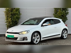 Volkswagen Scirocco - Automaat / Panodak / LEDER / Xenon
