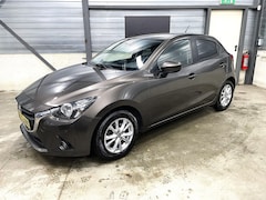 Mazda 2 - 2 1.5 Skyactiv-G exclusive 2e eigenaar pdc automaat
