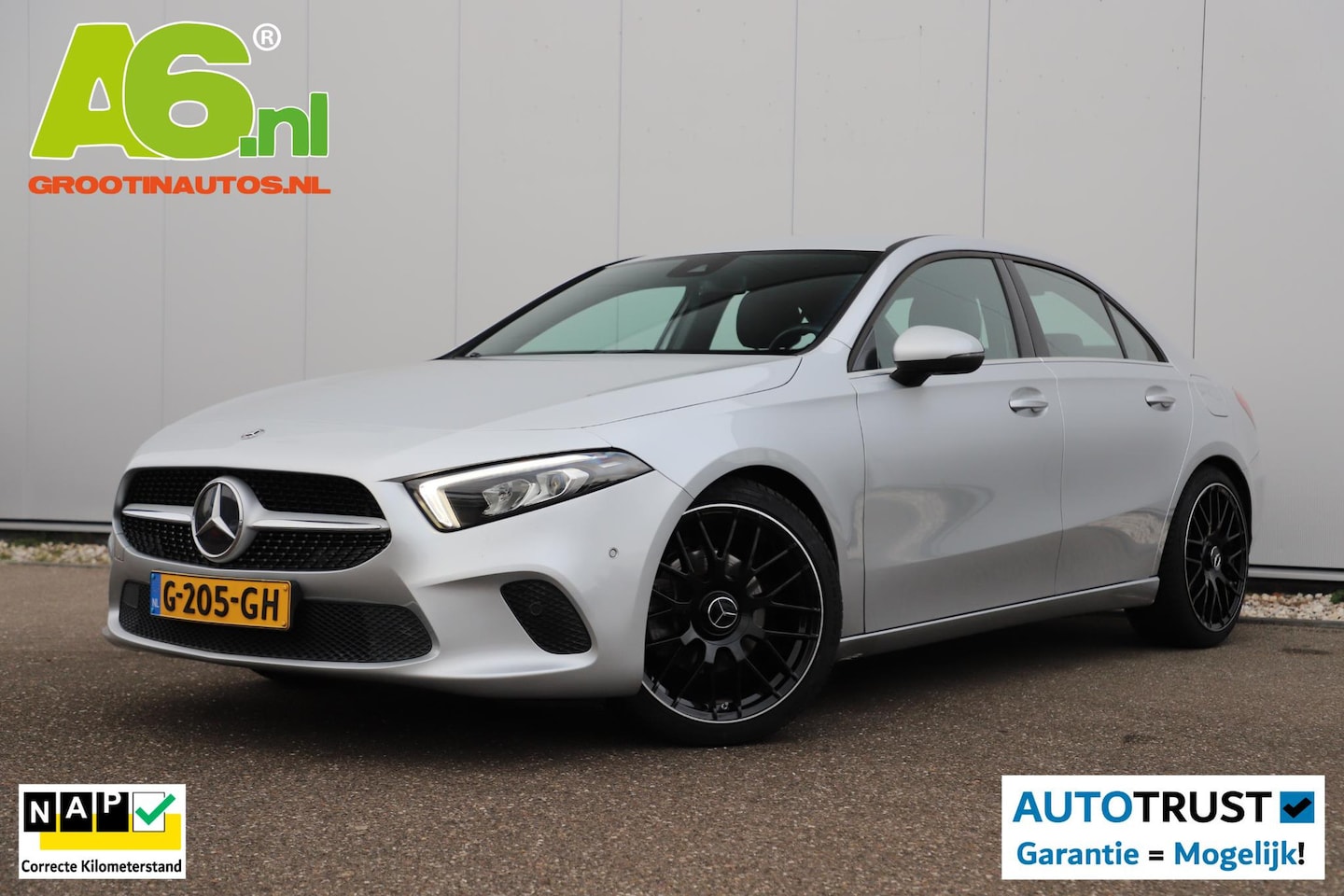 Mercedes-Benz A-klasse - 200 Business Solution Automaat Half Leder Full LED Sportstoelen Widescreen Carplay Android - AutoWereld.nl