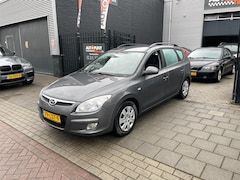 Hyundai i30 CW - 1.6 CRDi Dynamic 2e Eigenaar Trekhaak Airco NAP APK