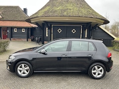Volkswagen Golf - 1.0 TSI Trendline Cruise Navi App Airco Cv Lm Nap