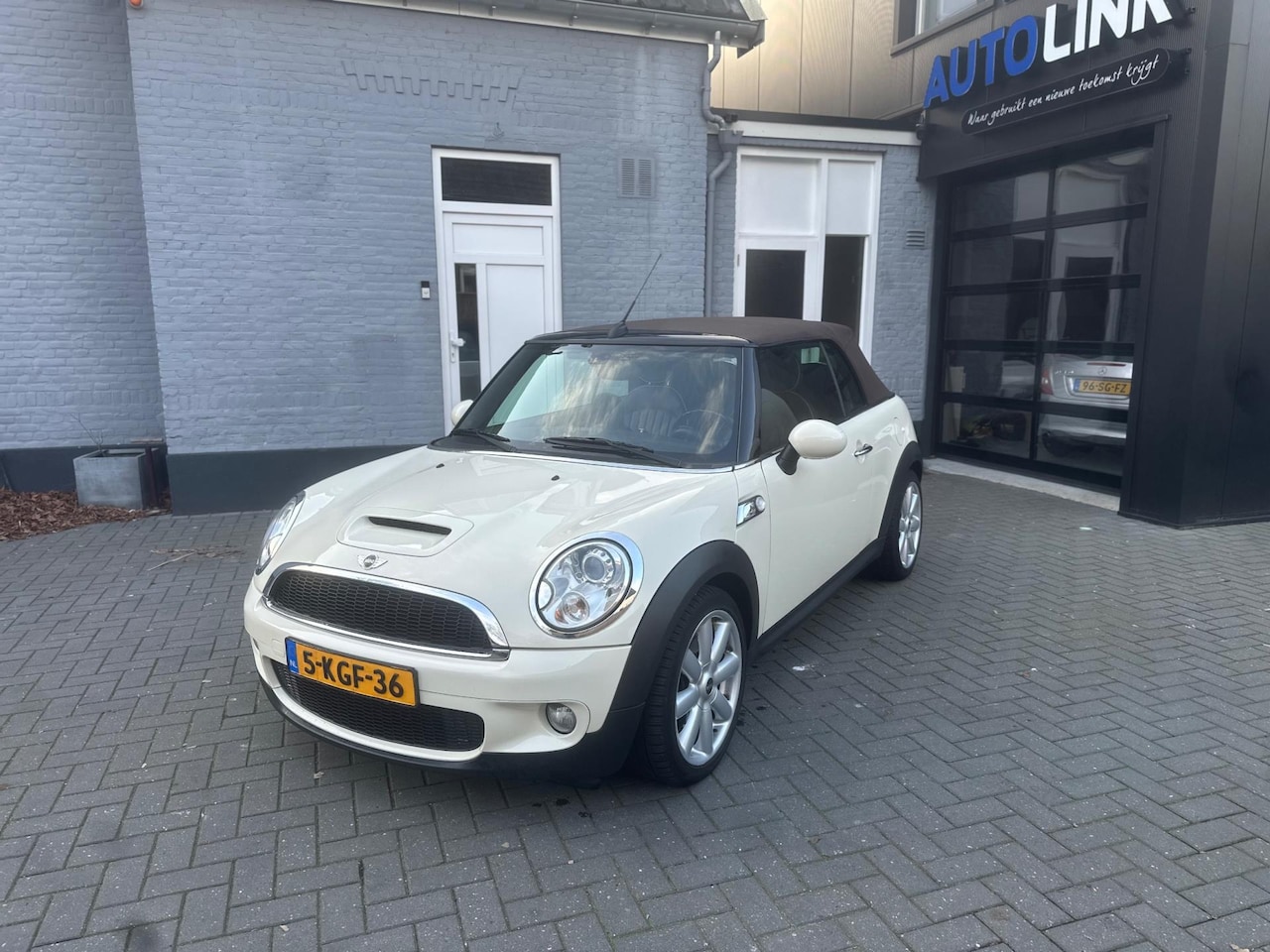 MINI Cabrio - Mini S | 184 PK | LEER | XENON | NAVI | - AutoWereld.nl