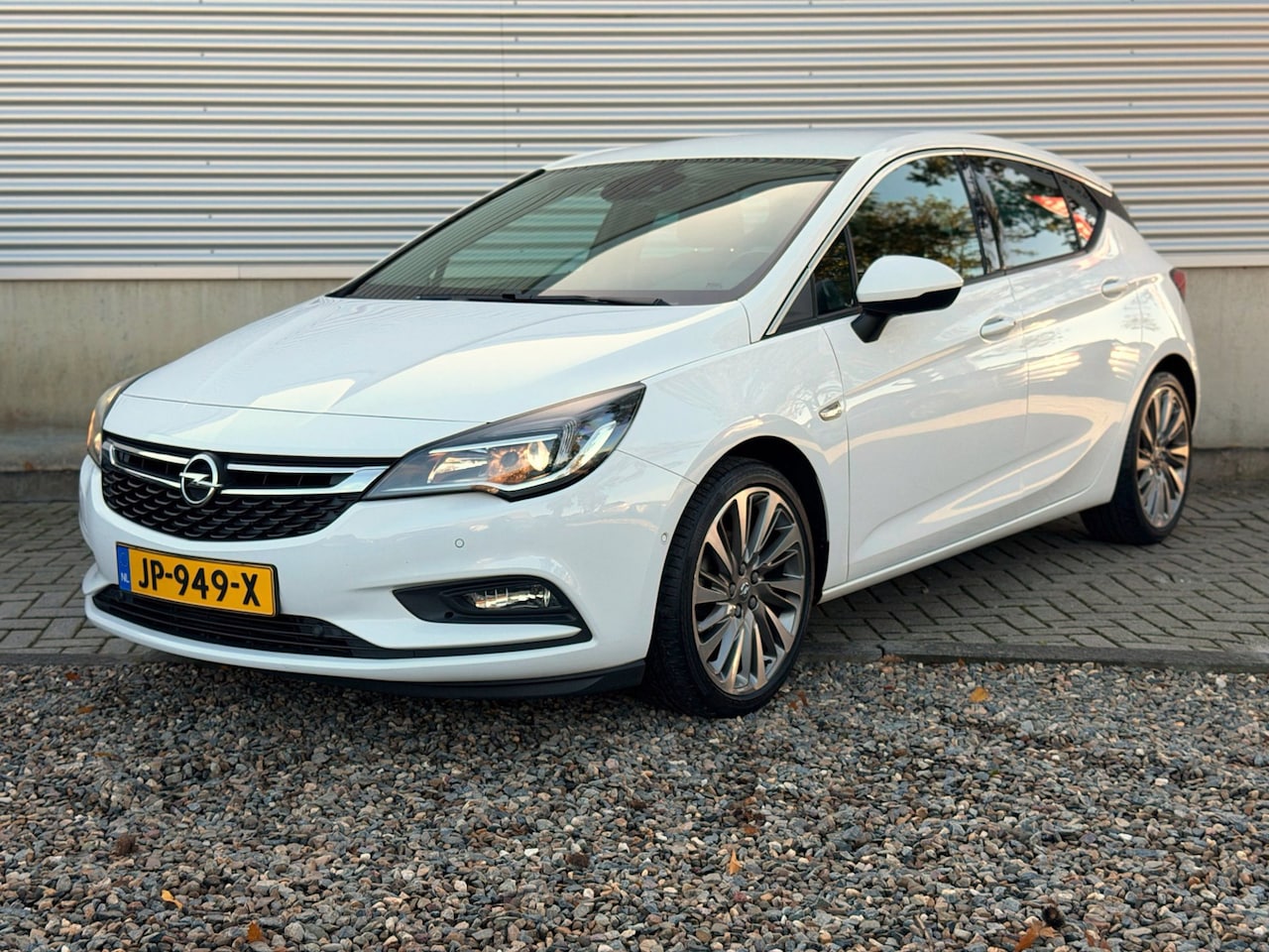 Opel Astra - 1.4 Innovation 150 pk [ 1e eig, dealer oh, navi,camera,18```lmv ] - AutoWereld.nl