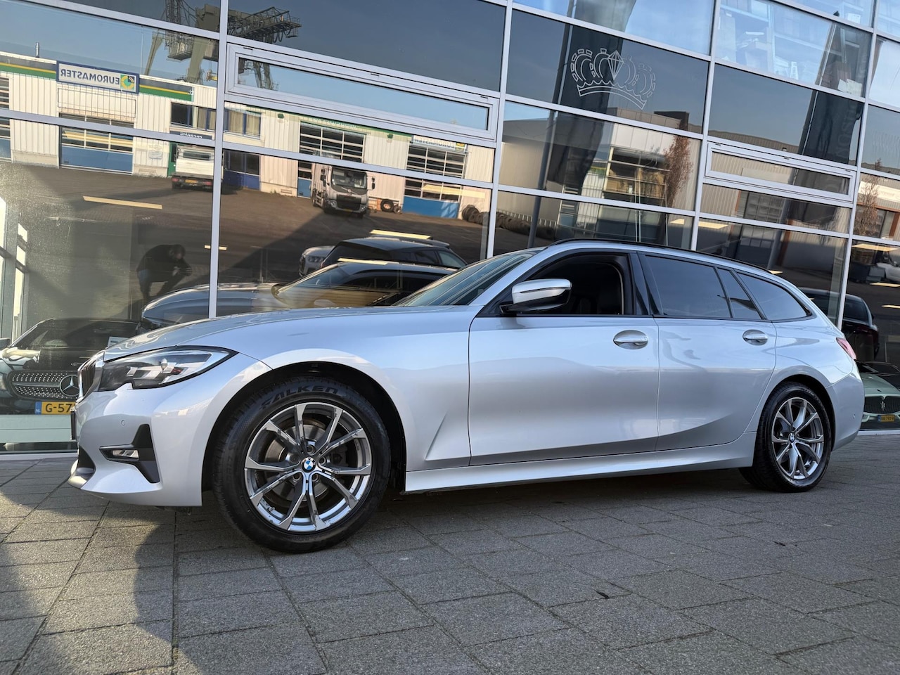 BMW 3-serie Touring - 318d High Executive 318d High Executive - AutoWereld.nl